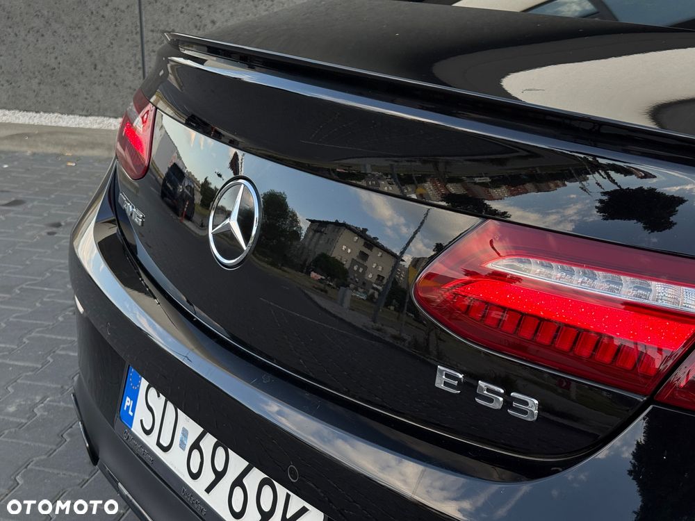 Mercedes-Benz Klasa E - 18