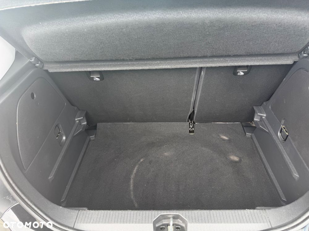 Opel Corsa 1.4 T Enjoy S&S - 26