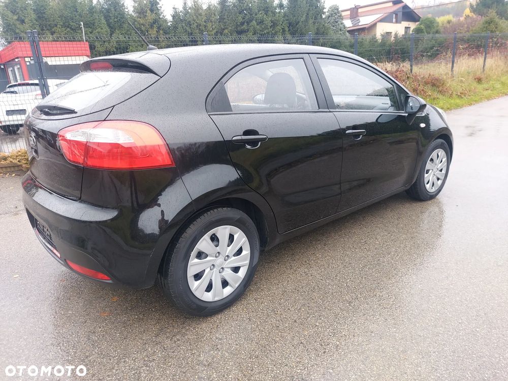 Kia Rio 1.2 Business Line - 7