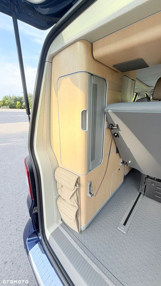 Volkswagen California - 14