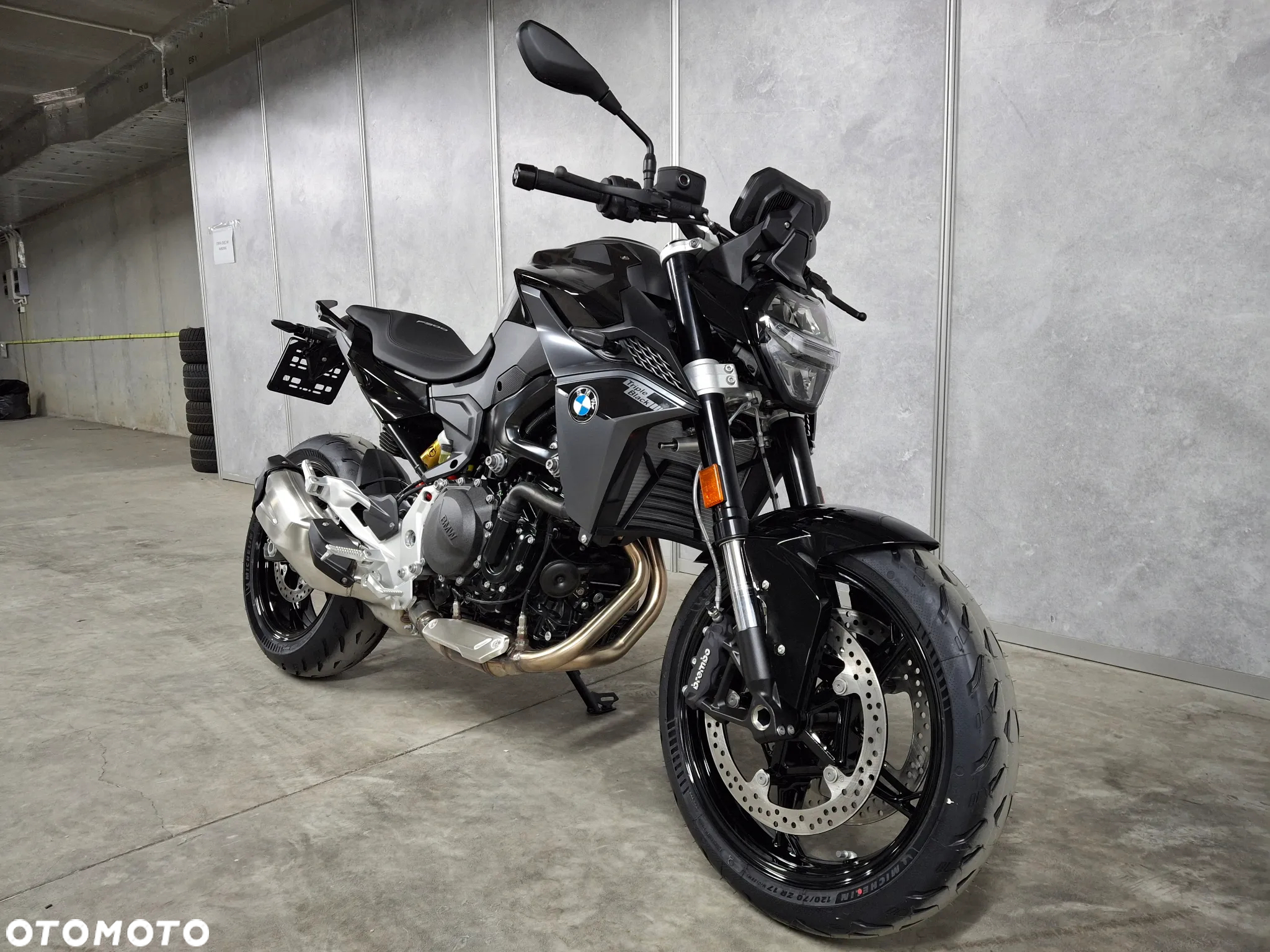 BMW R - 3