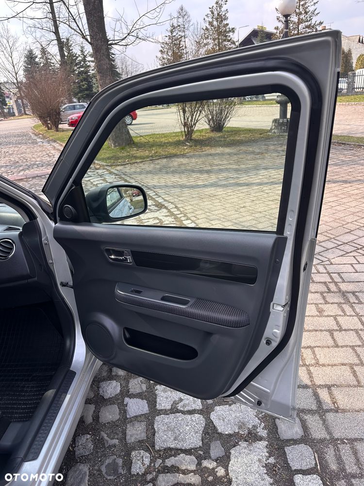 Suzuki Swift 1.2 4x4 Club - 19