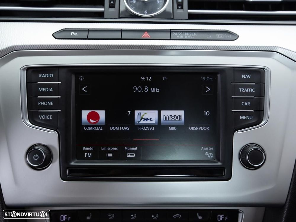 VW Passat - 25