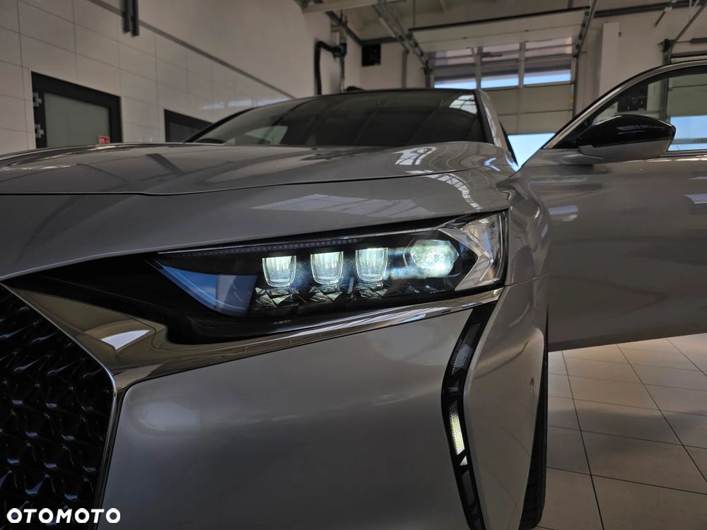 DS Automobiles DS 9 1.6 E-Tense 4x4 Performance Line + - 31