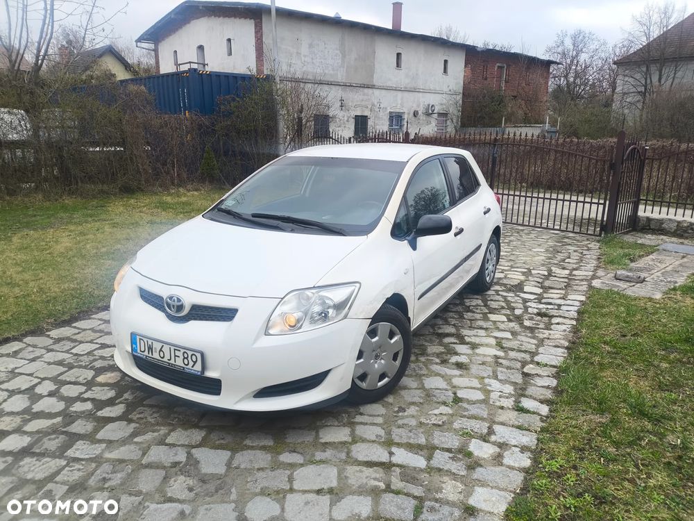 Toyota Auris 1.4 D-4D Premium - 3