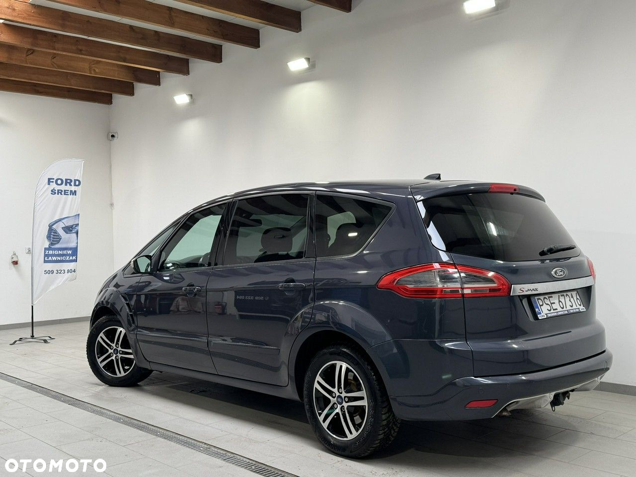 Ford S-Max - 19