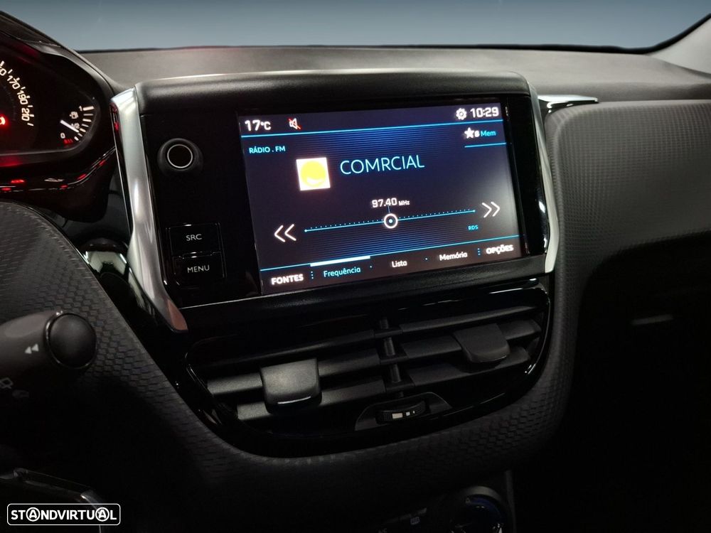 Peugeot 208 1.2 PureTech Style - 19