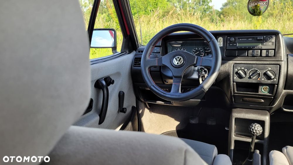 Volkswagen Polo 1.3 CL - 19