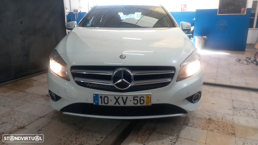 Mercedes-Benz A 180 CDI (BlueEFFICIENCY) Urban - 1