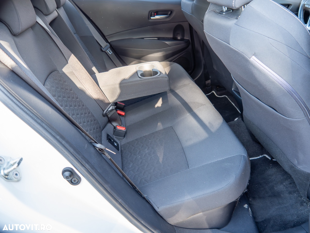 Toyota Corolla 1.8 HSD Business - 5