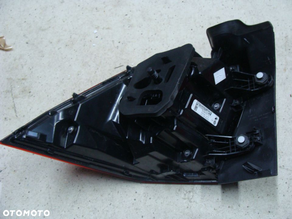 VW TIGUAN  II 2 IQ LIGHT LIFT LED LAMPA PRAWA TYLNA 5NA945208J - 4