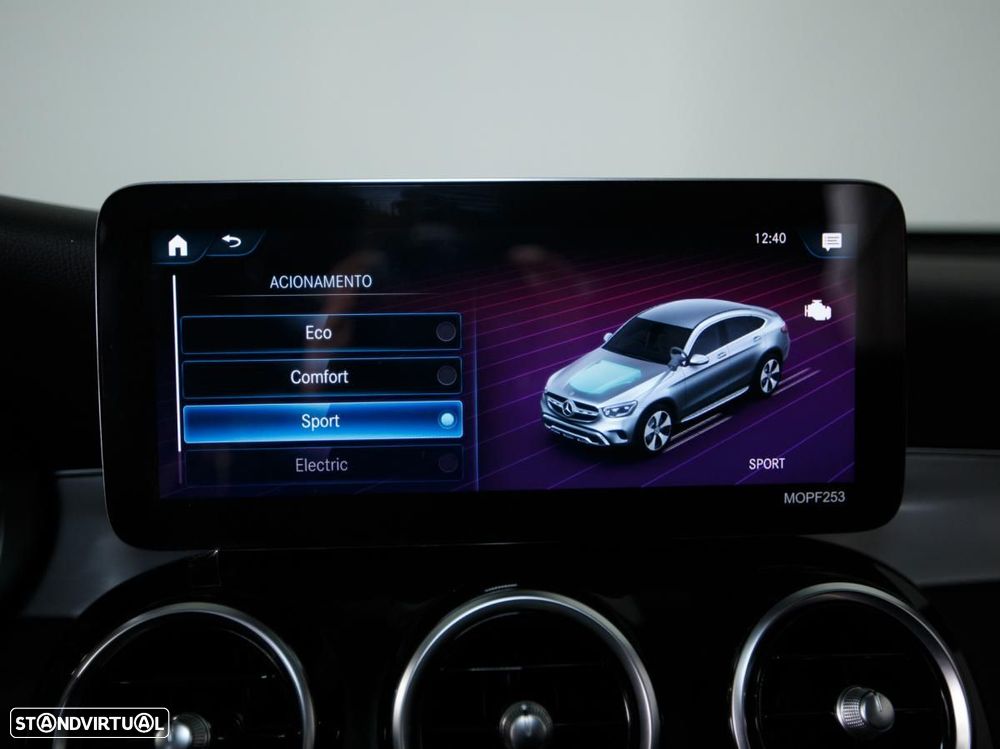 Mercedes-Benz GLC 300 de Coupé 4Matic - 21