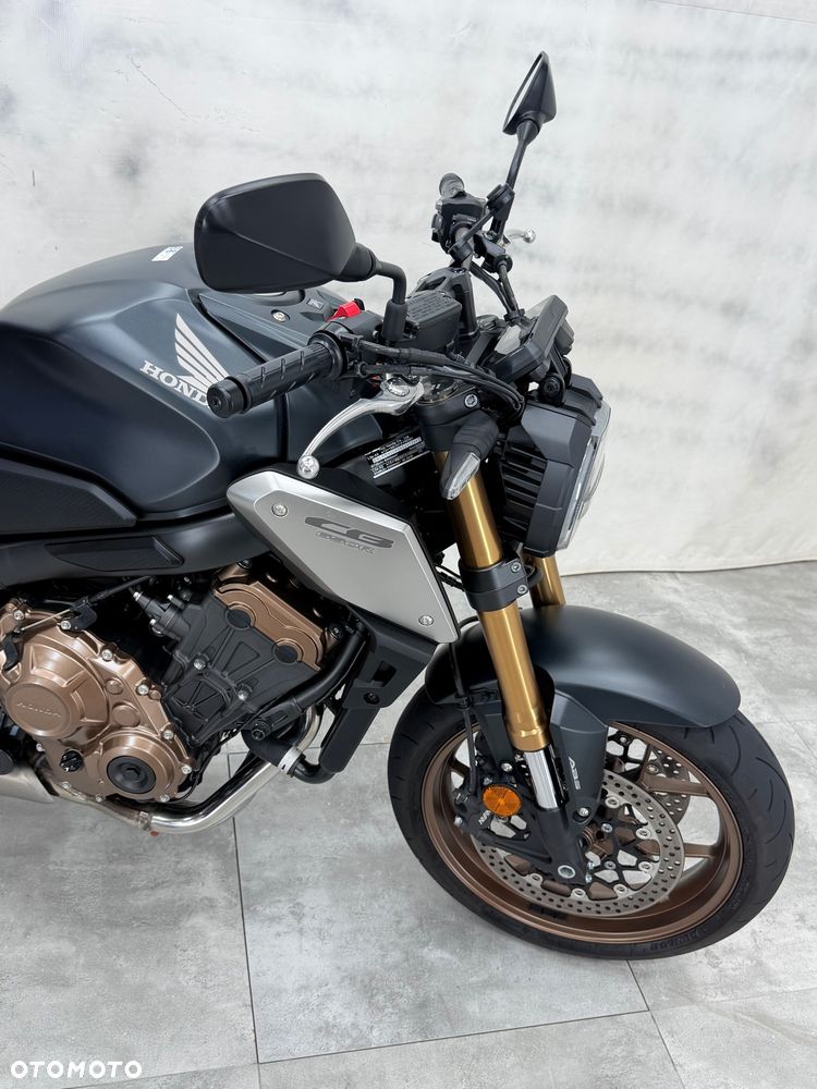 Honda CB - 26