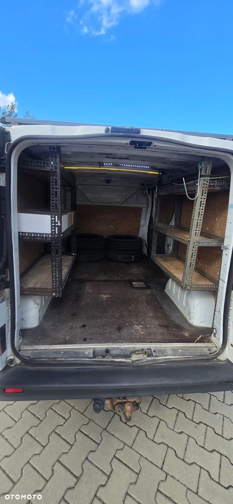 Opel Vivaro - 11