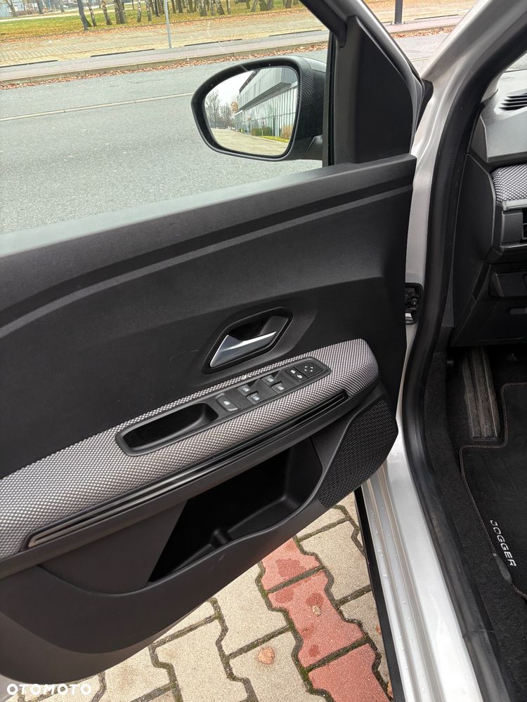 Dacia Jogger 1.0 TCe Extreme 7os - 14