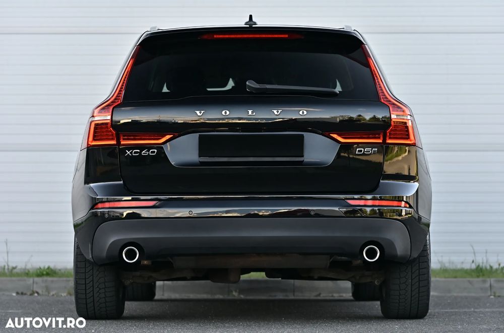 Volvo XC 60 D5 AWD Geartronic Momentum - 8