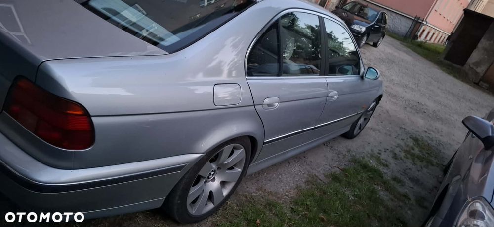 BMW 5 Series 1998 photo 3