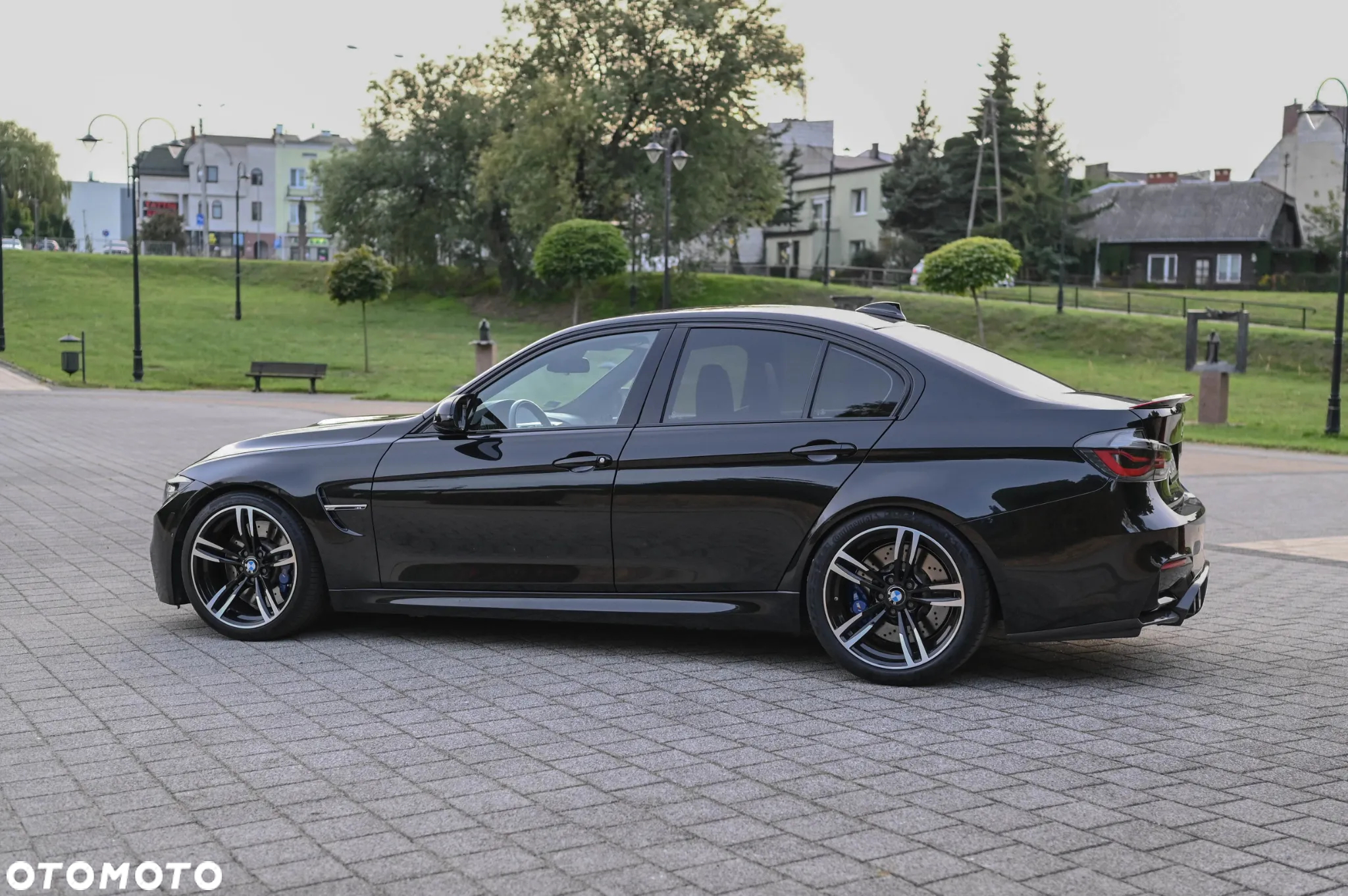 BMW M3 Standard - 5