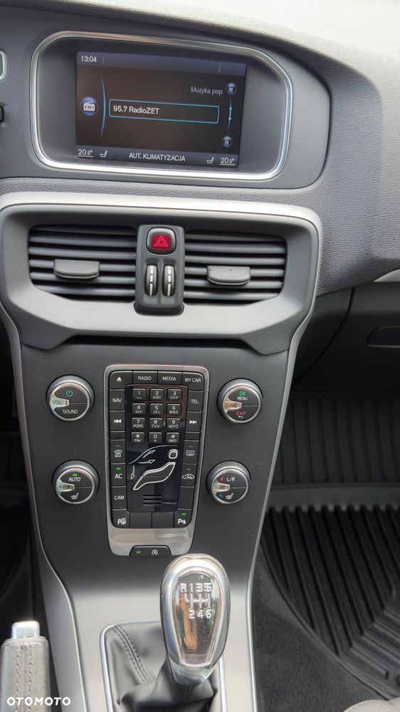 Volvo V40 - 9