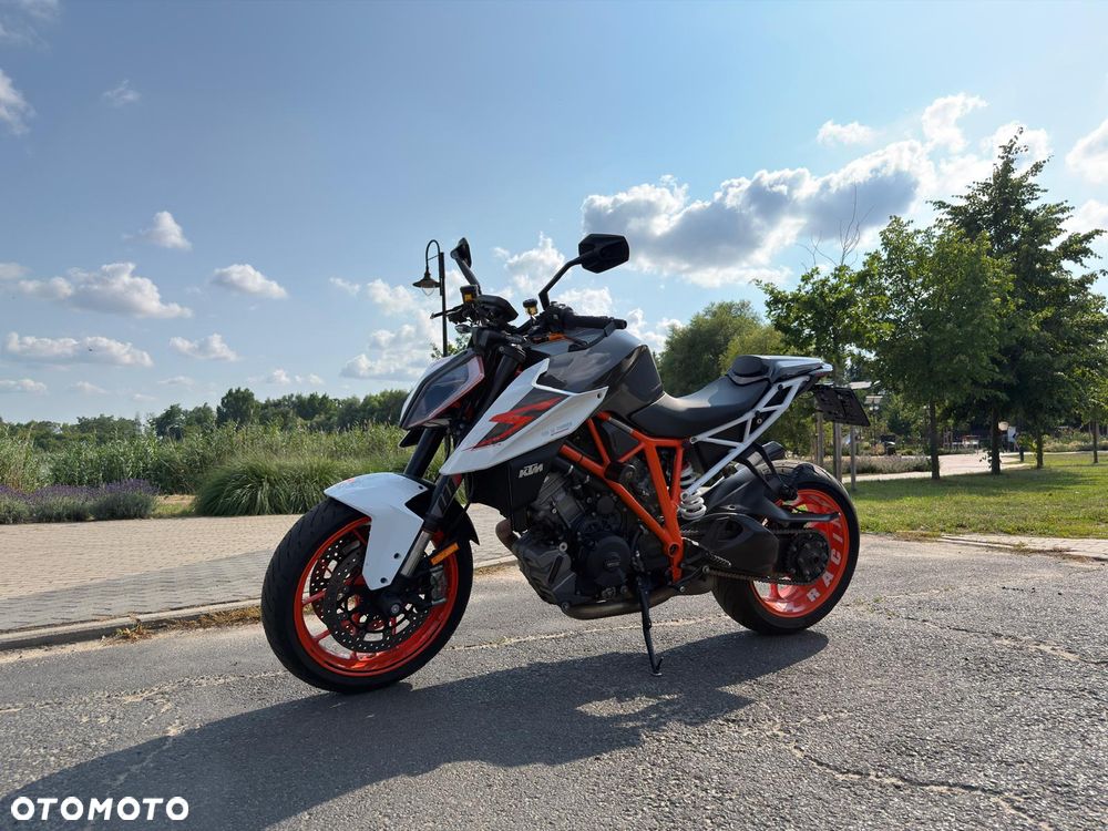 KTM Super Duke - 17
