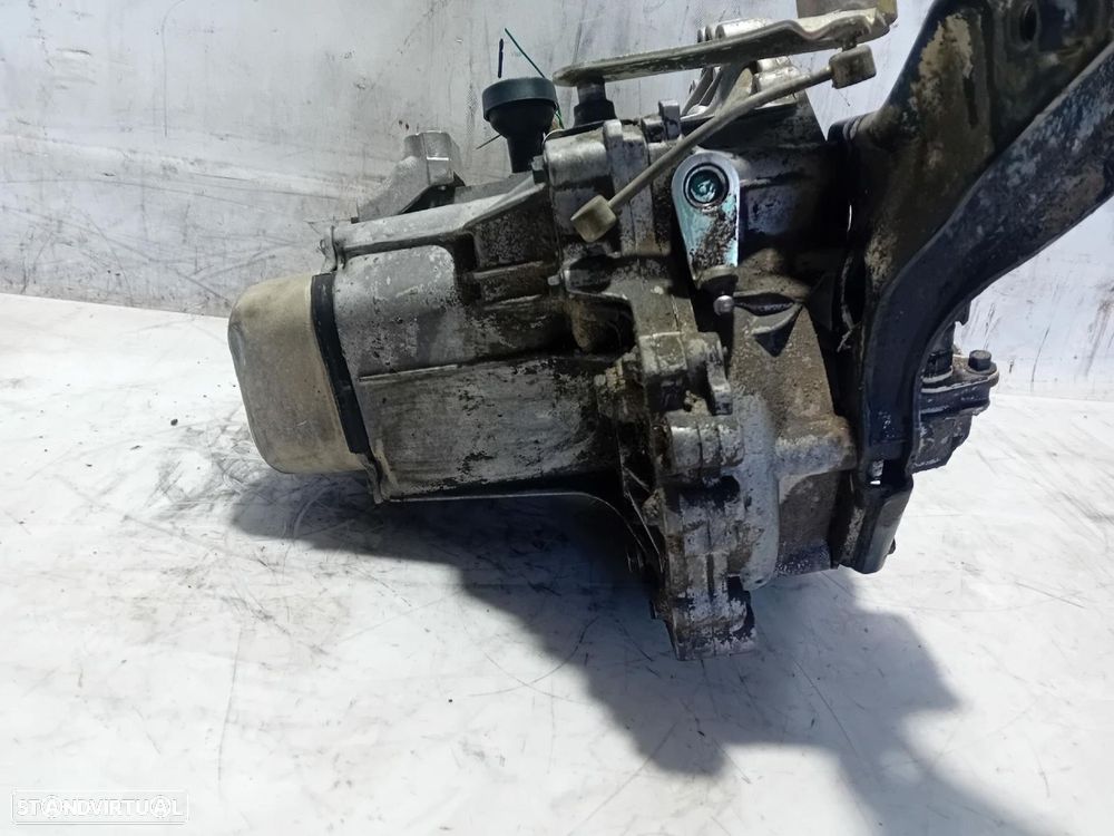 Caixa de velocidades manual ROVER 400 Hatch (RT) - 4