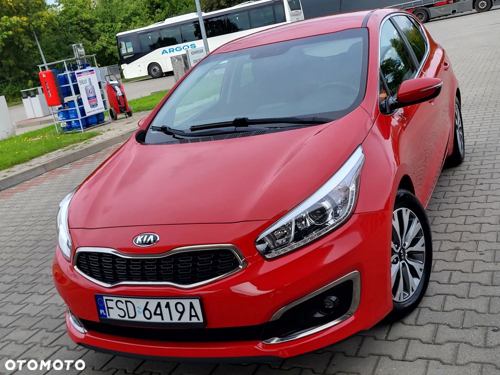 Kia Ceed 1.4 L Business Line - 1