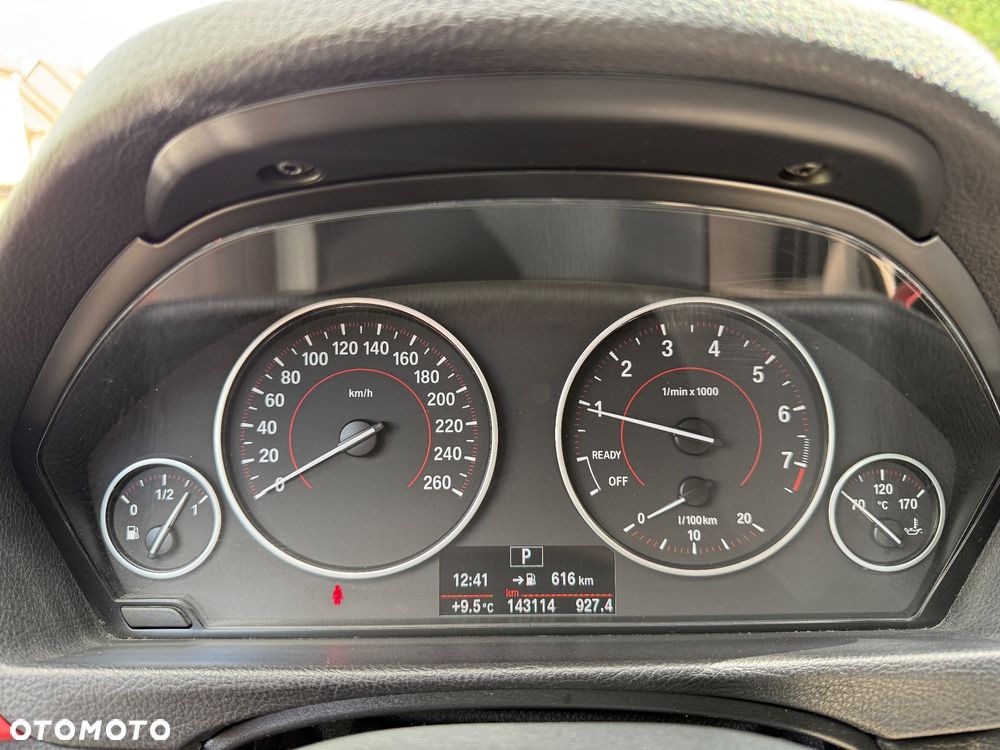 BMW Seria 3 318i Sport Line - 18