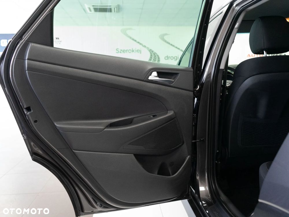 Hyundai Tucson 1.6 GDi Comfort 2WD - 23