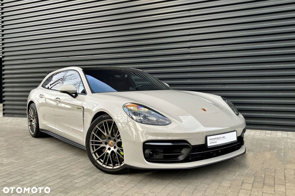 Porsche Panamera - 8