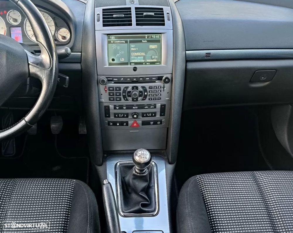 Peugeot 407 2.0 HDi Executive - 16