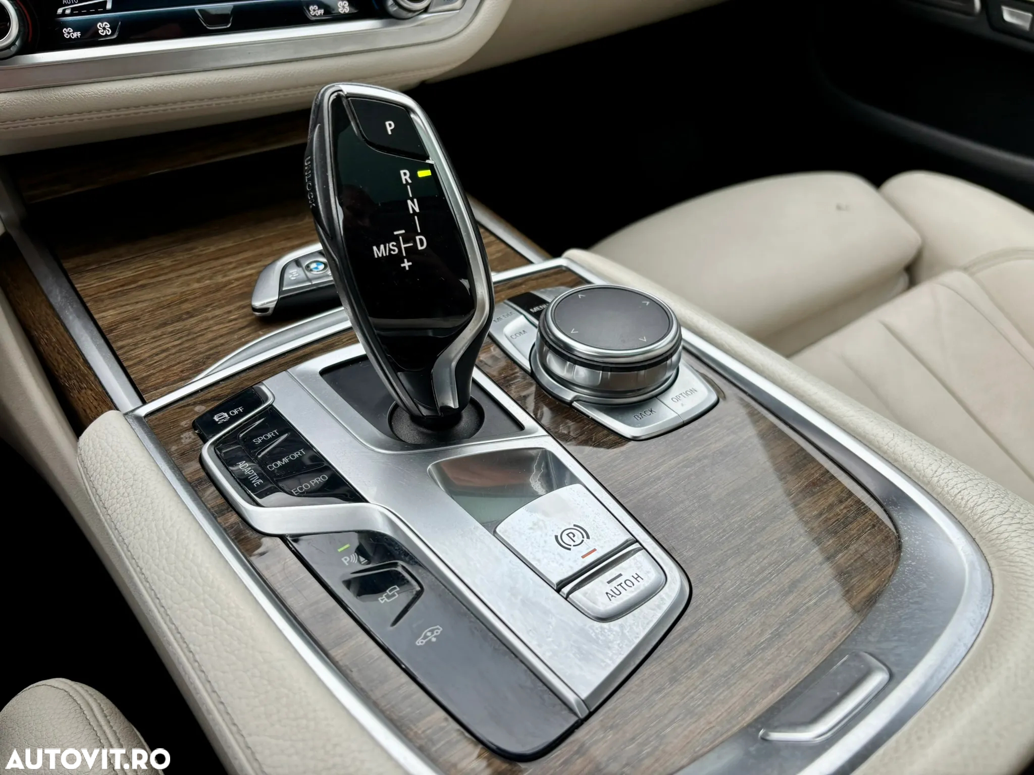 BMW Seria 7 730d xDrive - 29