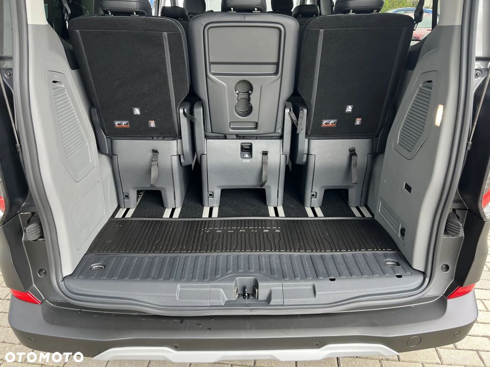 Ford Tourneo Custom - 18