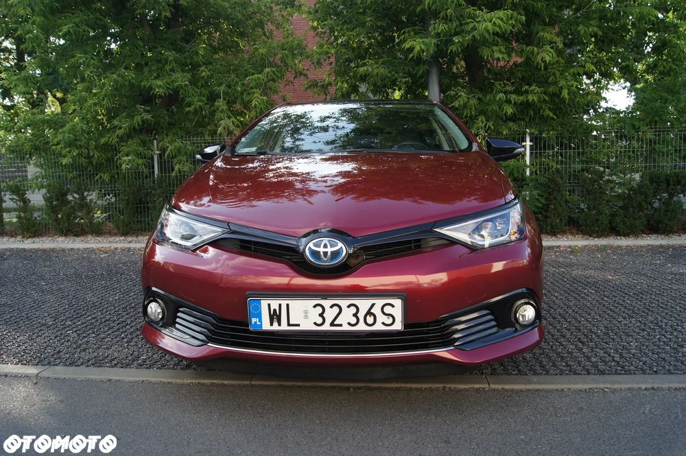 Toyota Auris Hybrid 135 Selection - 21