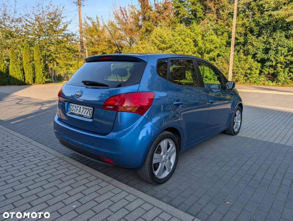 Kia Venga 1.6 L - 2