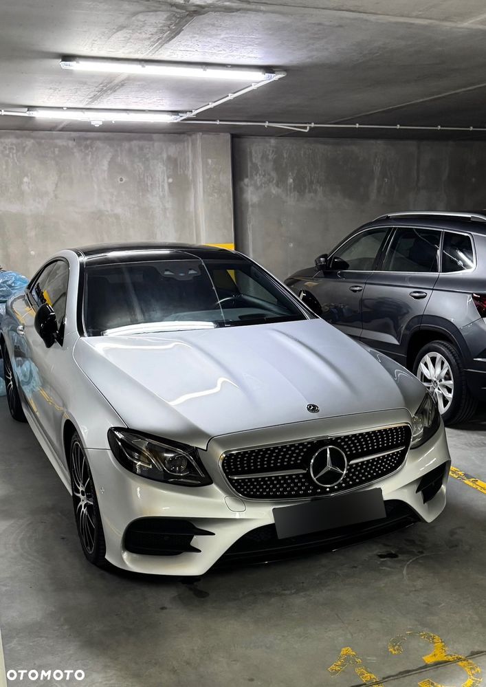 Mercedes-Benz Klasa E 220 d Coupe 4-Matic 9G-TRONIC - 15