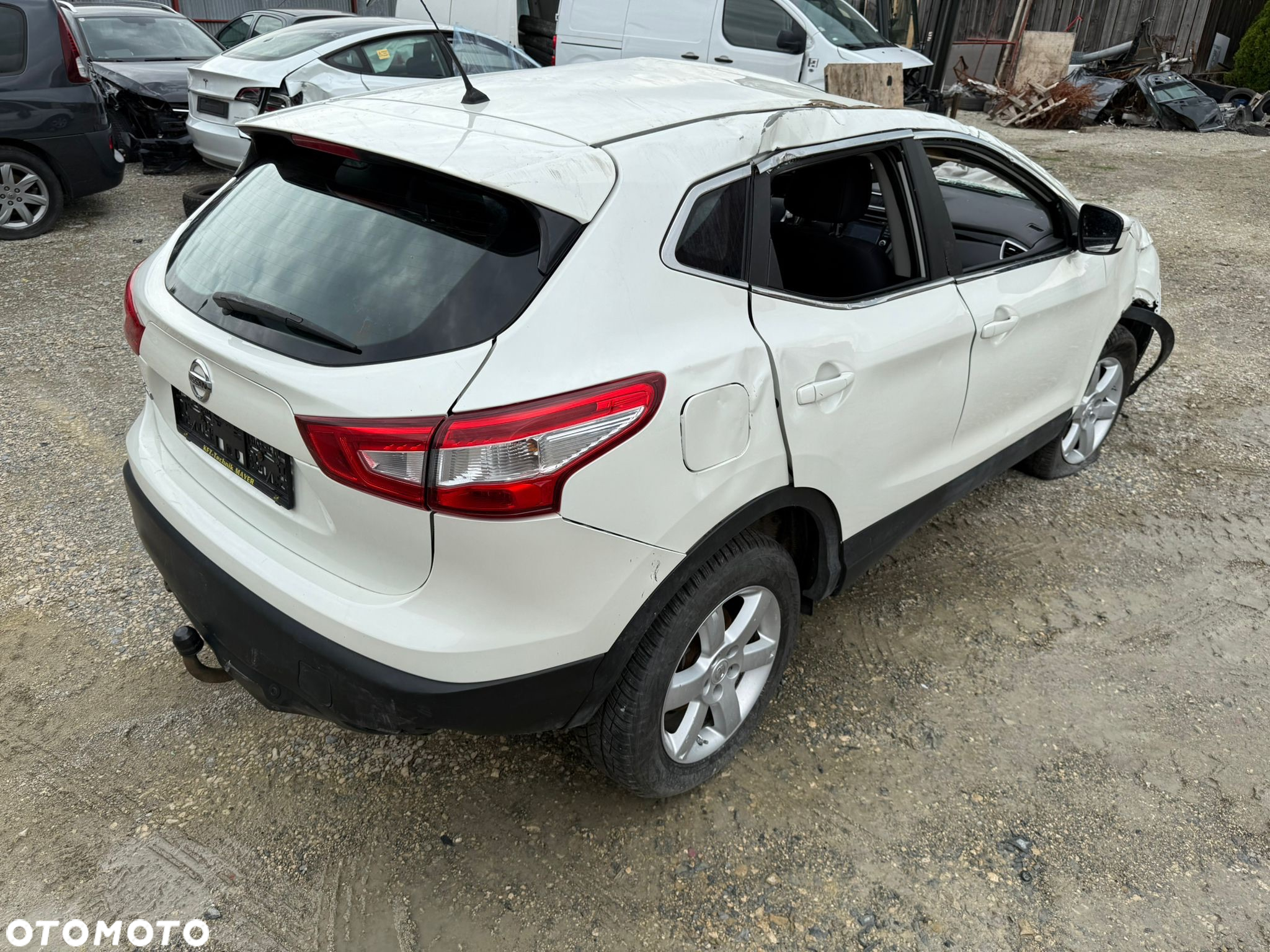 Nissan Qashqai 1.6 dCi TEKNA - 26