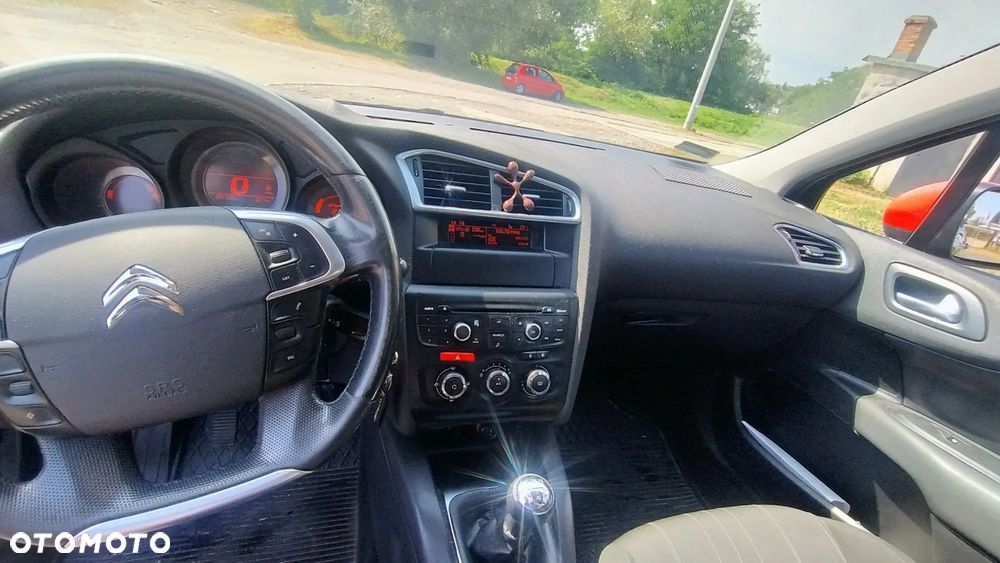 Citroën C4 1.6 HDi Attraction - 15