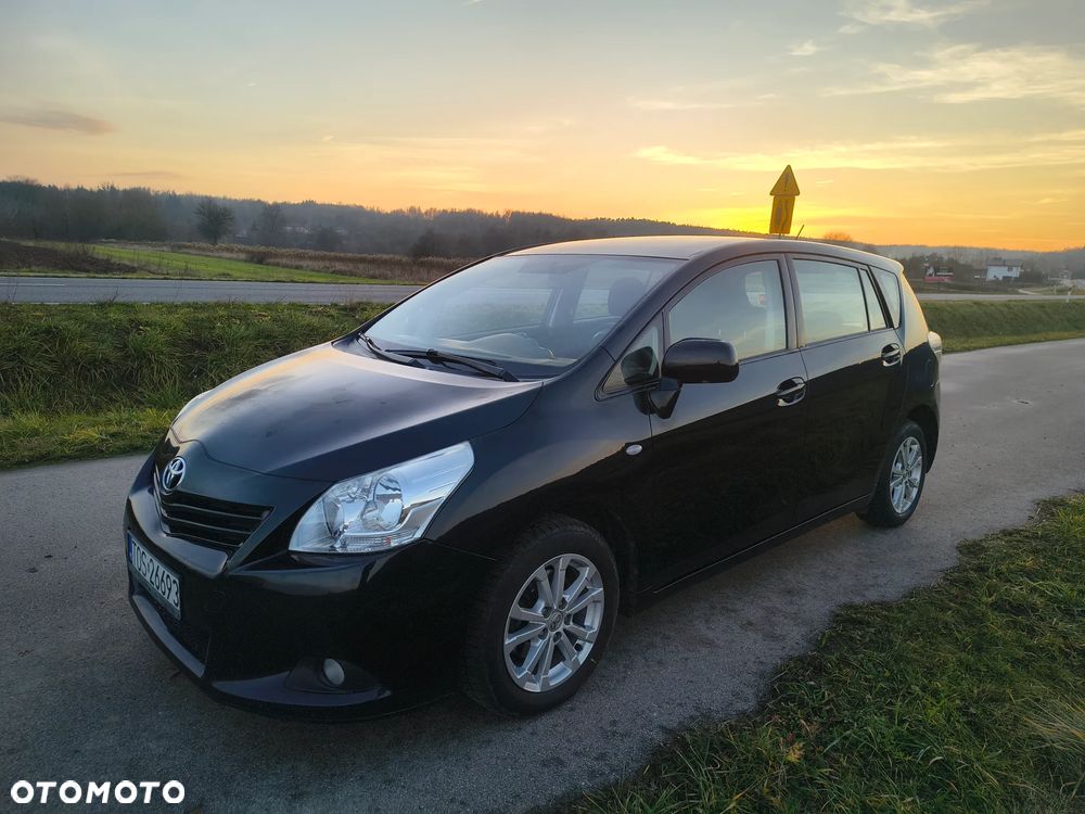 Toyota Verso 2.0 D-4D Sol plus 7os - 2