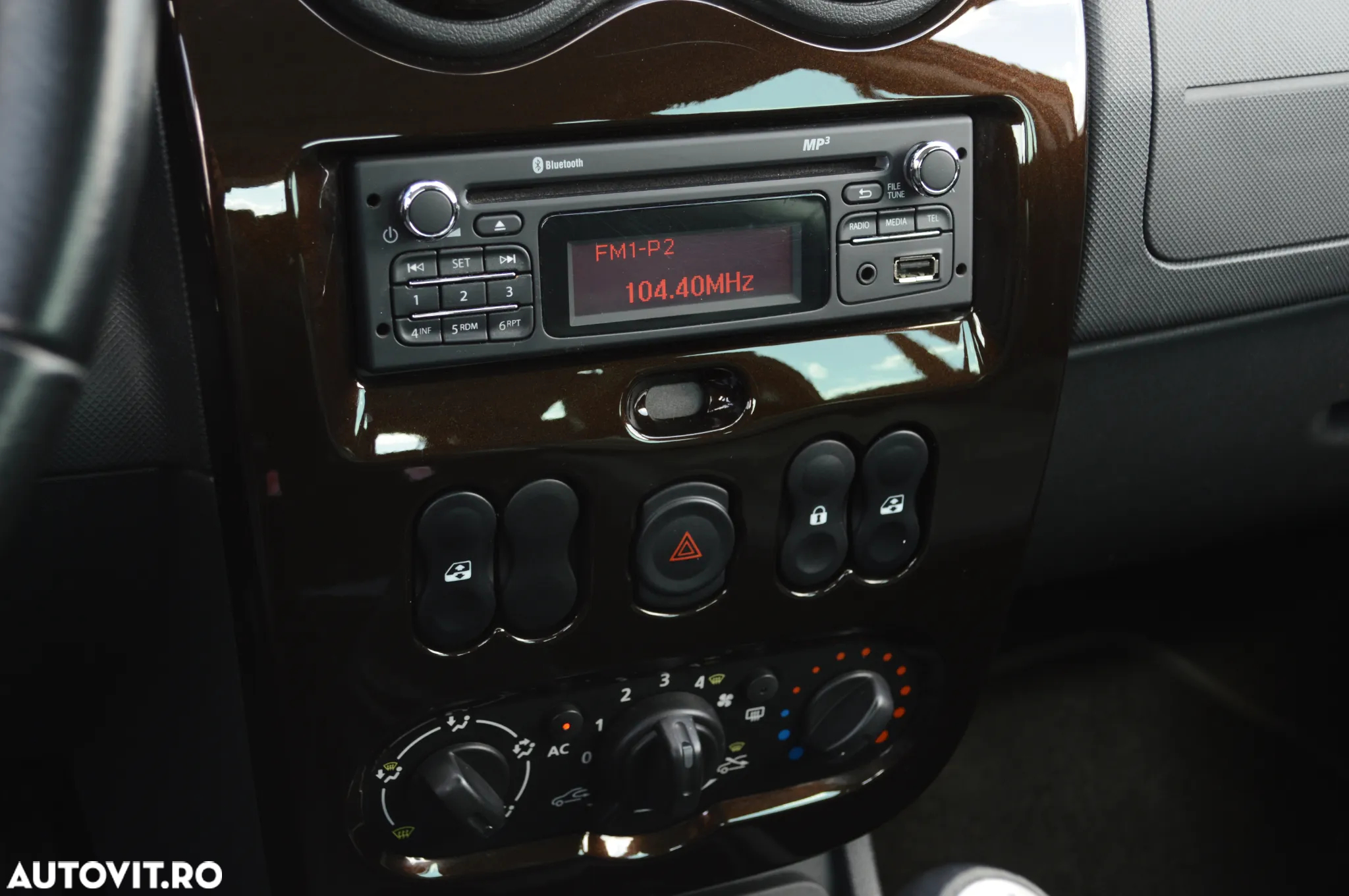 Dacia Duster dCi 110 FAP 4x2 Prestige - 7