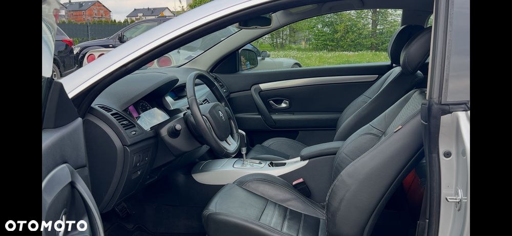 Renault Laguna 2.0 dCi FAP Dynamique - 21