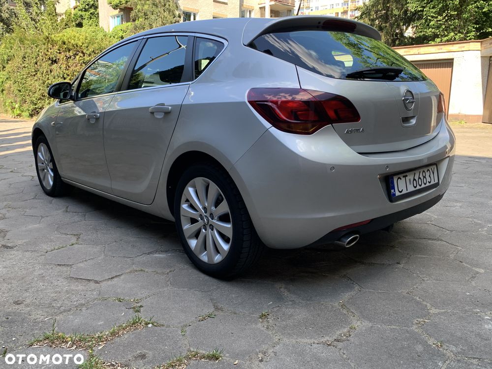 Opel Astra 1.4 Turbo - 8