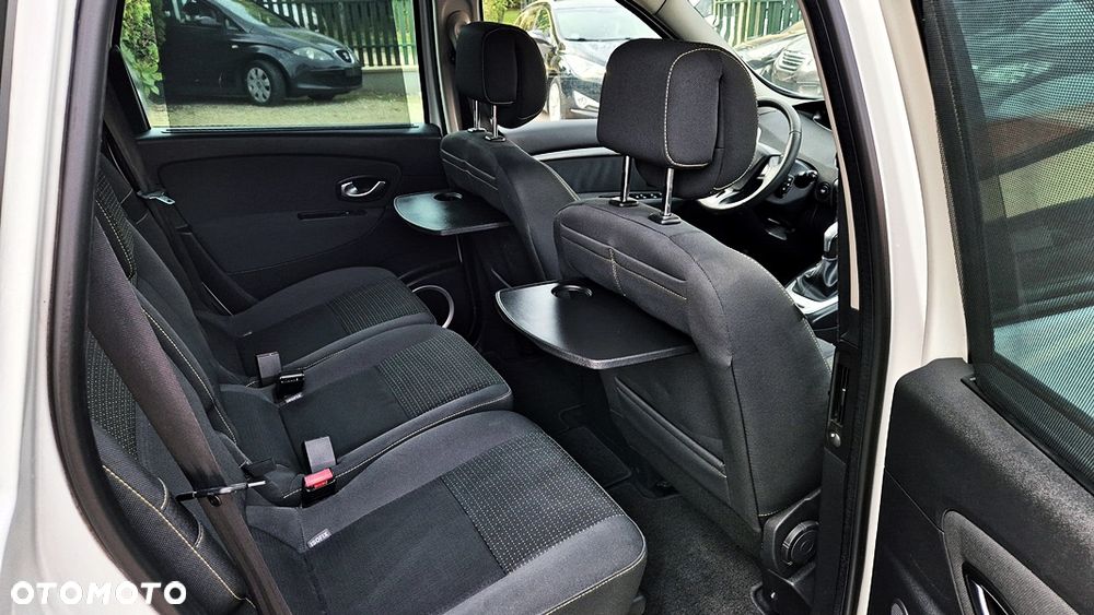 Renault Grand Scenic 2.0 16V 140 CVT Luxe - 32