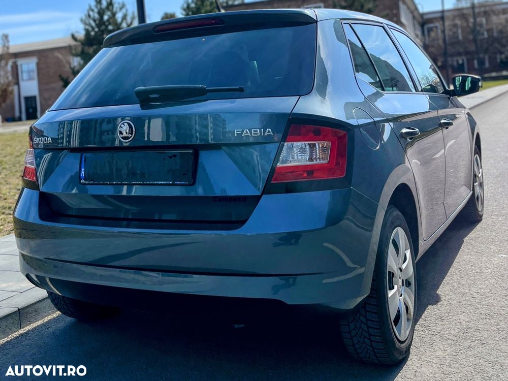 Skoda Fabia 1.0 TSI Ambition - 4