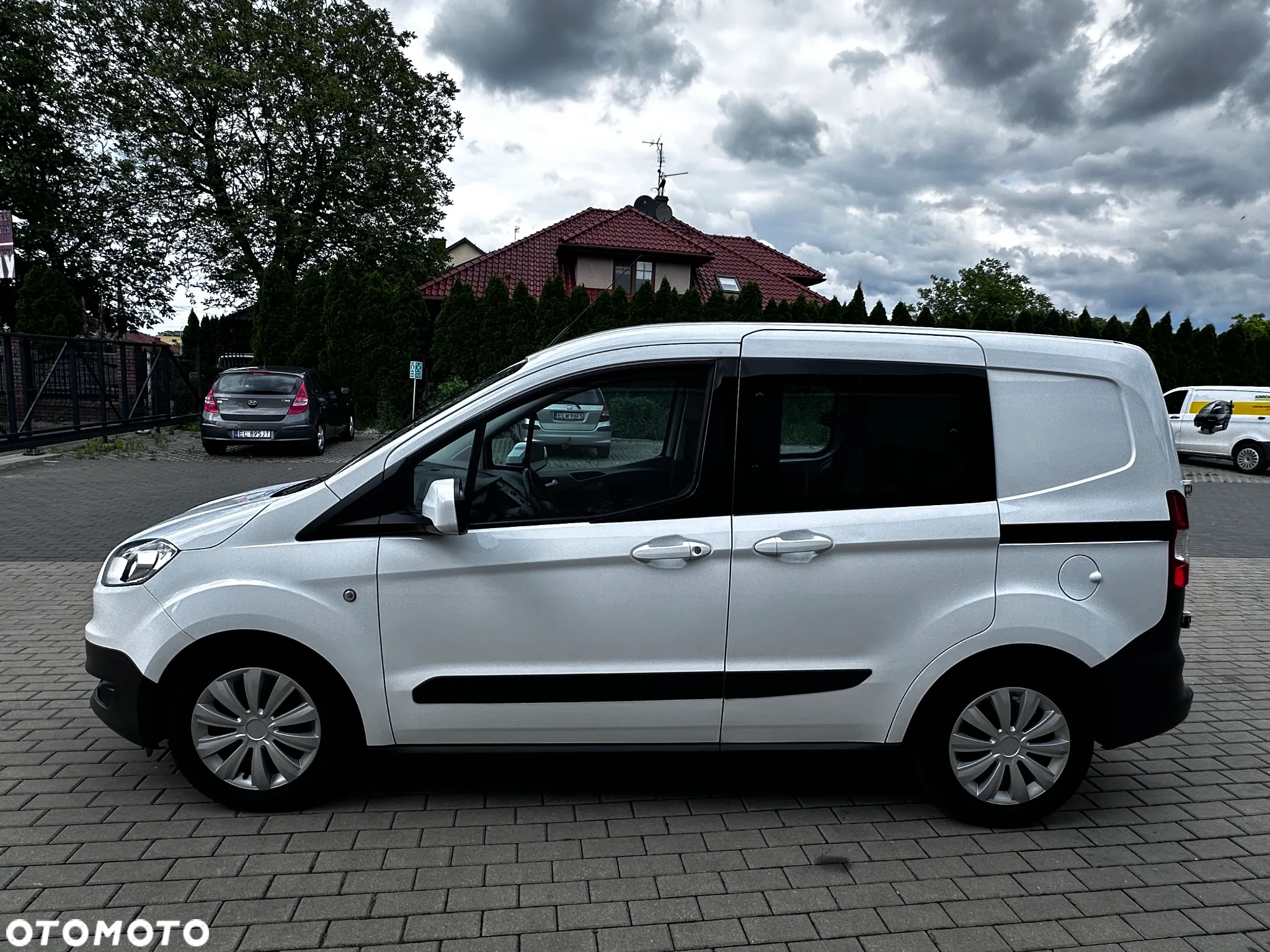Ford Transit Courier 1.5 TDCi Trend - 8
