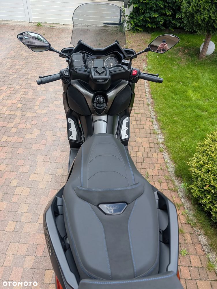 Yamaha X-max - 4