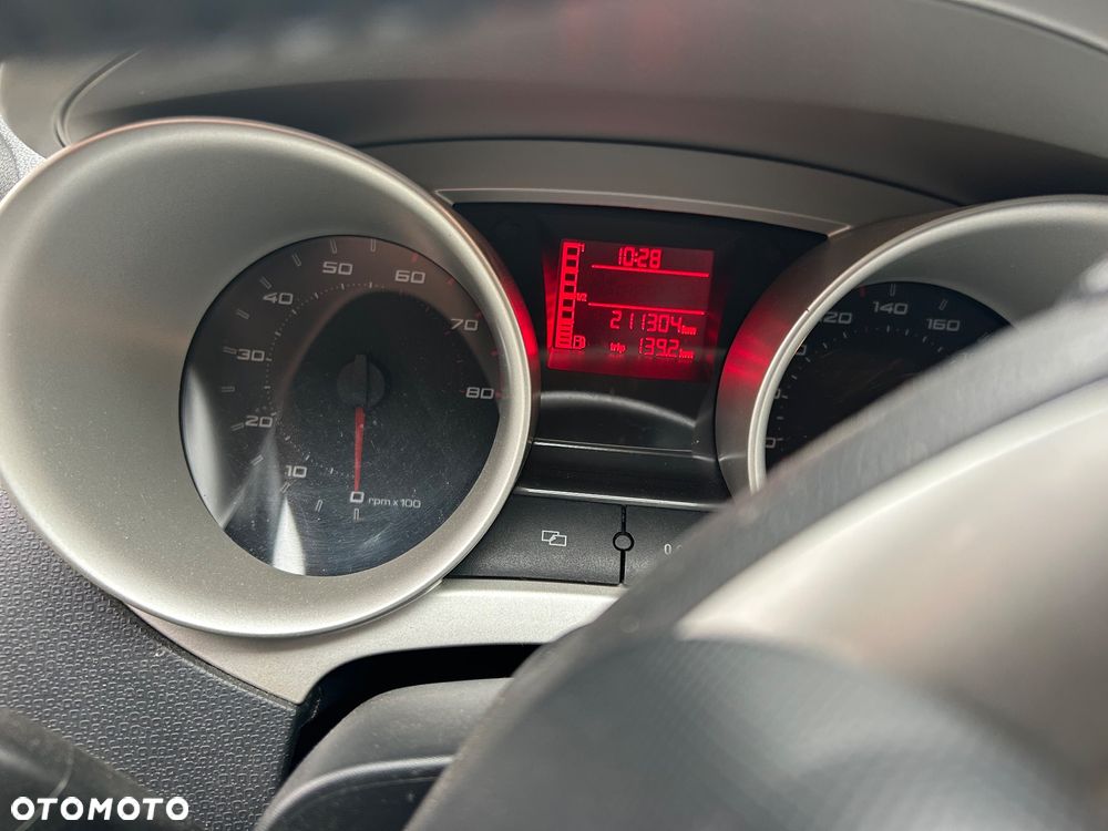 Seat Ibiza 1.6 16V Style - 8