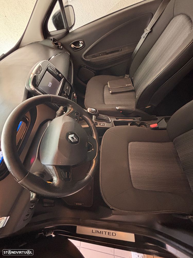 Renault Zoe (c/ Bateria) Limited 40 - 28