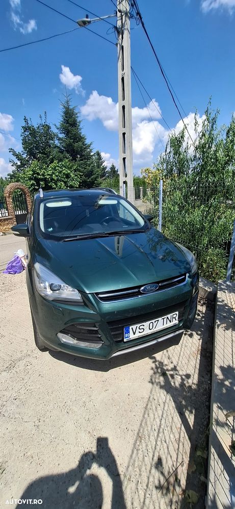 Ford Kuga - 1