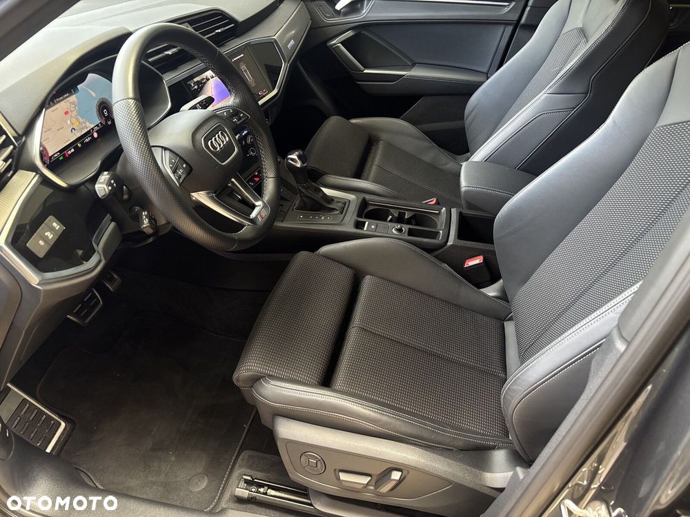 Audi Q3 - 17