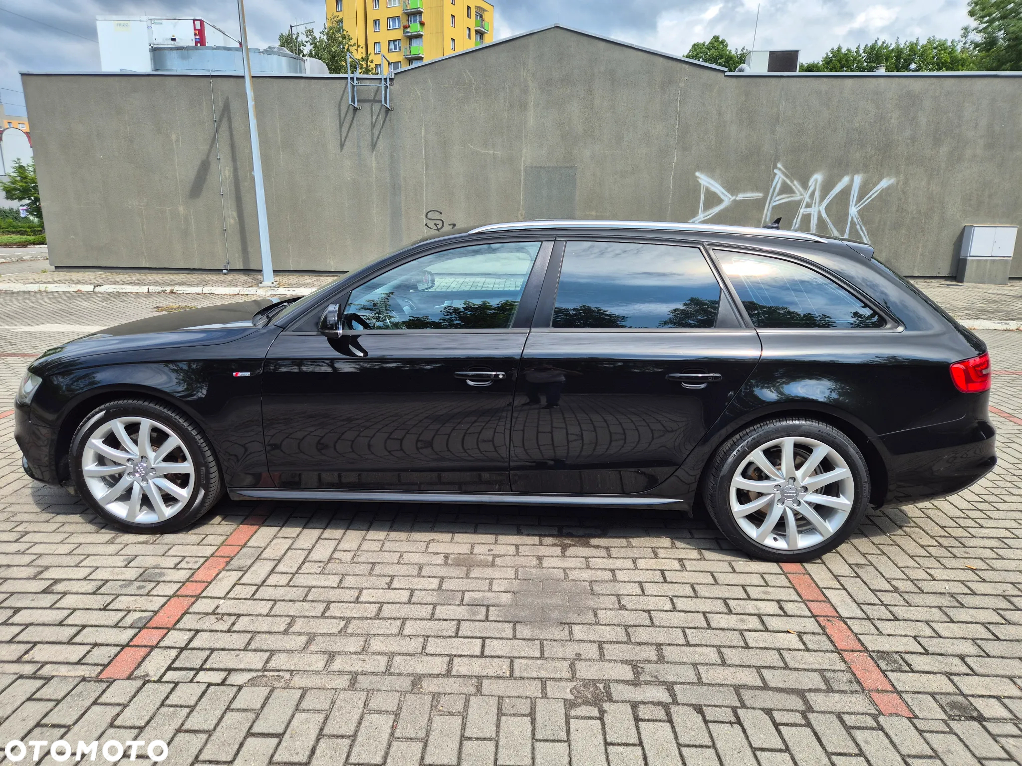 Audi A4 Avant 2.0 TDI DPF multitronic S line Sportpaket - 8